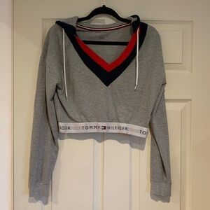 Tommy Hilfiger Cropped Hoodie
